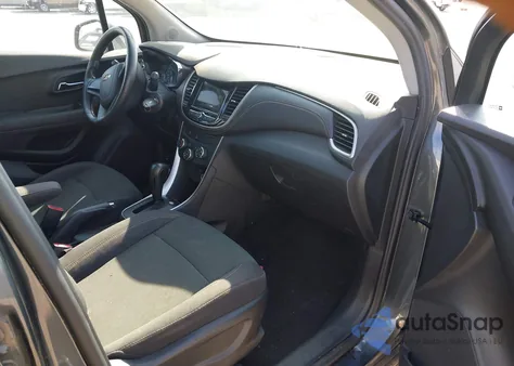 2019 Chevrolet Trax Ls z USA, uszkodzony, nr VIN 3GNCJKSB9KL318572
